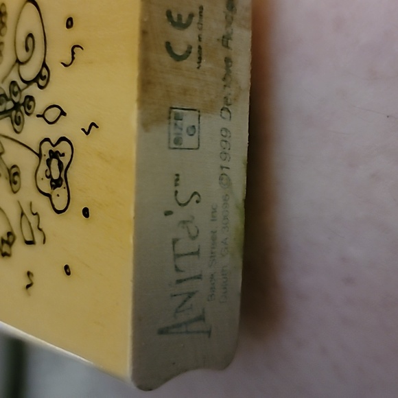 Floral.Bouquet Wooden Rubber Stamp - Picture 3 of 3